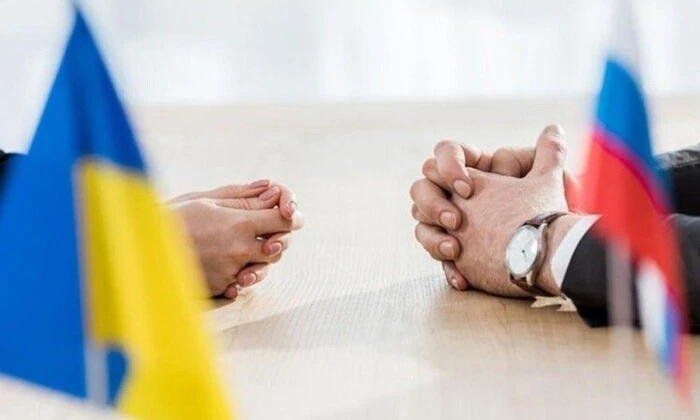 Путін виступає на перемовинах