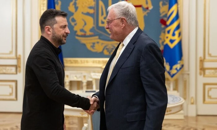 Келлог їде до Києва