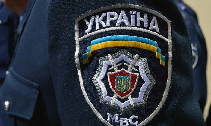 Відсторонені посадовці МВС через обшуки