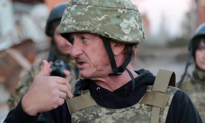 Шон Пенн с Оскаром в Украине