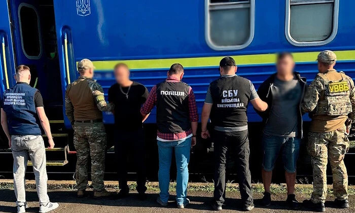 Нелегальне вивезення чоловіків за кордон