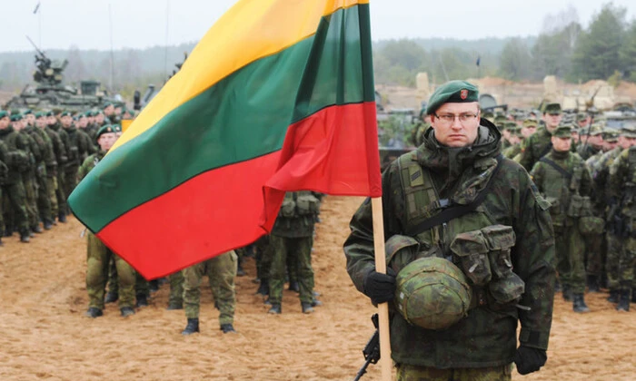 Литовські військові в Україні