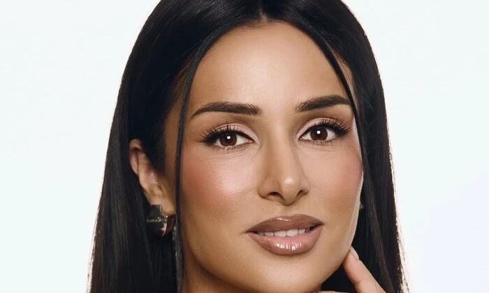 Image of Zlata Ognevich with hospital background