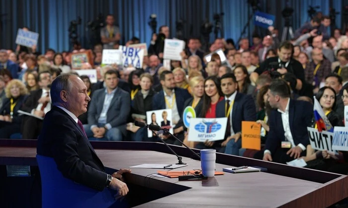 Путін з погрозами в ядерній політиці