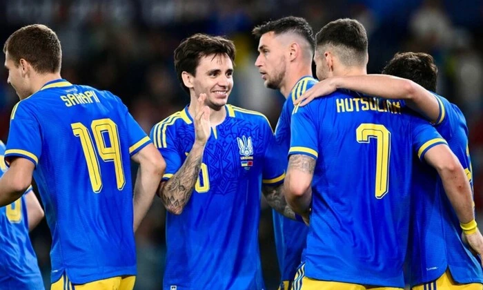 Українська збірна футбольна команда