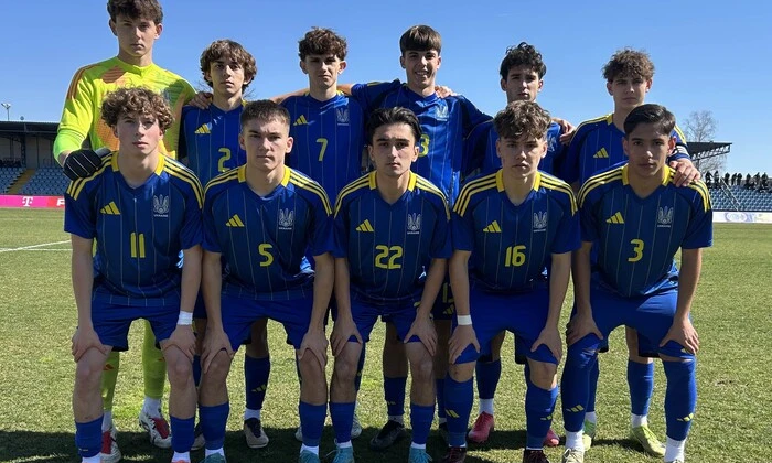 Юнацька збірна України з поразкою