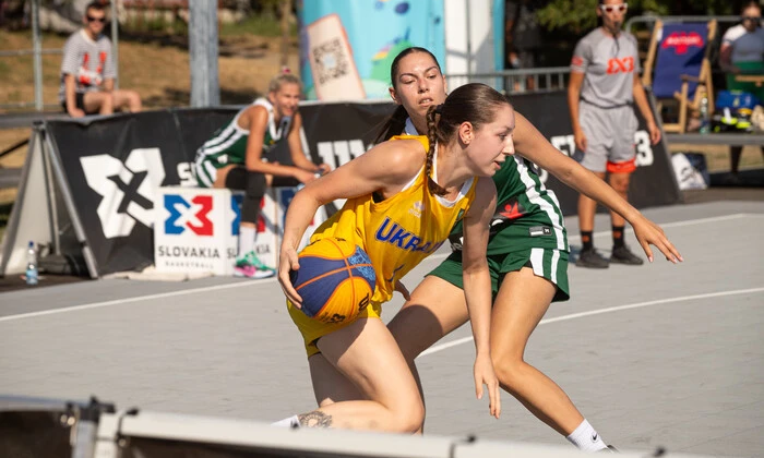 Перспективная украинская баскетболистка в действии