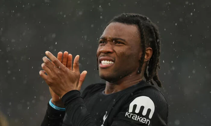 Футболіст Тоттенгему погрожували пістолетом