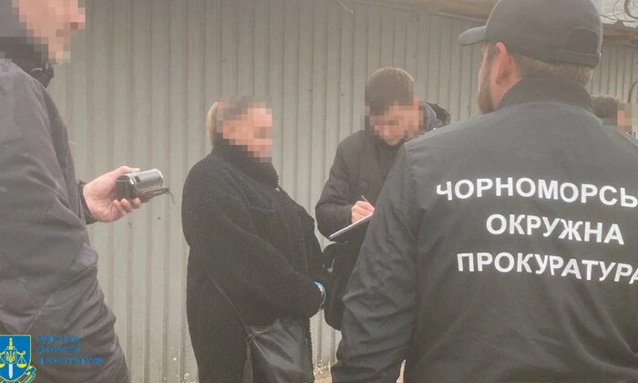 Затримана жінка, яка складала іспити за хабар