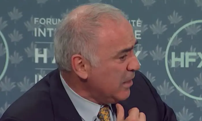 Российский оппозиционер критикует позицию США