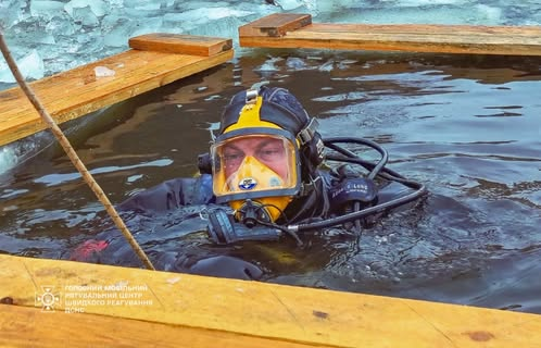 Уламок БпЛА з вибухівкою у воді
