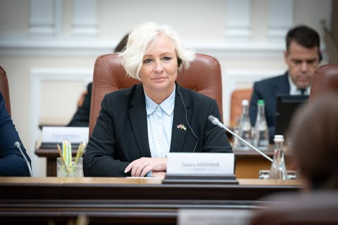 Агрессоры обстреливают энергосистему, угроза катастрофы