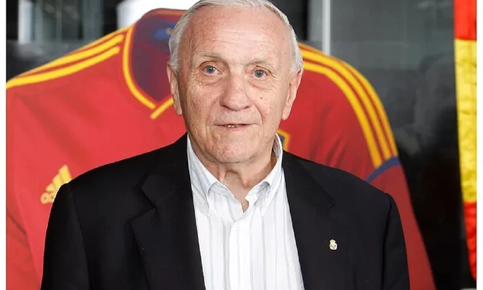 Legendary Real Madrid defender Jose Santamaria