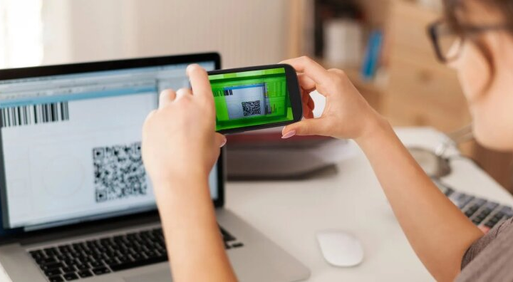 Контроль і зміни в Україні