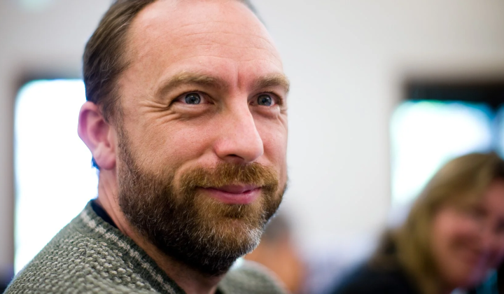 Wikipedia co-founder warns against artificial intelligence