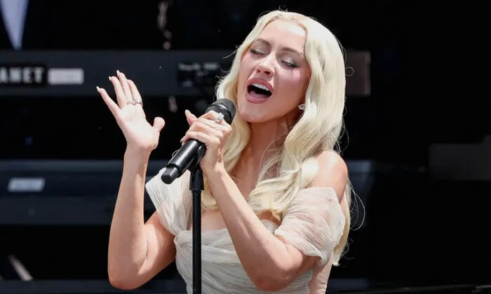 Christina Aguilera performs at Obama Center opening