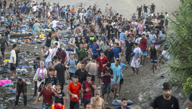 Spain returns migrants to Morocco