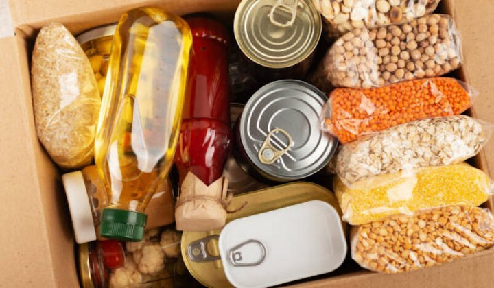 Ілюстрація: прибори для безкоштовного отримання продуктів українцями