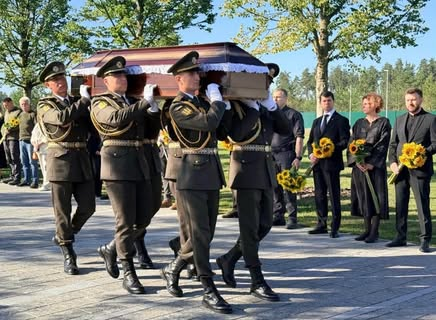 Вшанування полеглих героїв Іловайська