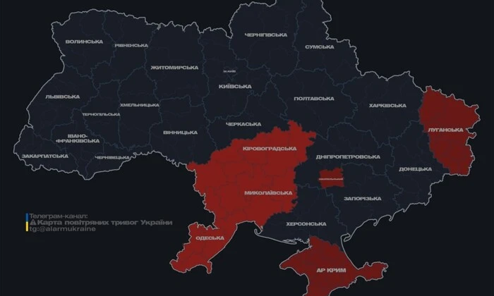 Російські дрони над територією України