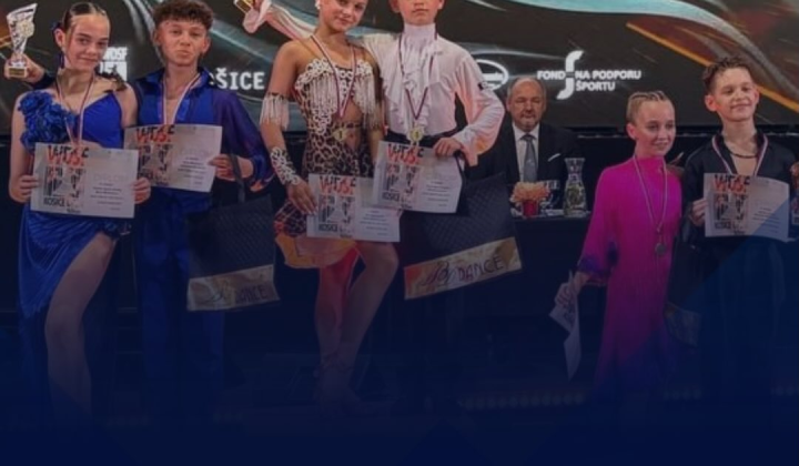 Ukrainian dancers with two gold medals