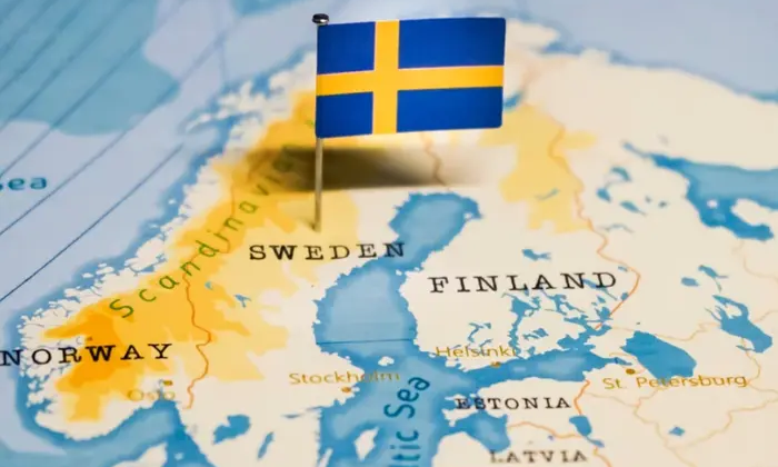 Изображение мигрантов, возвращающихся домой