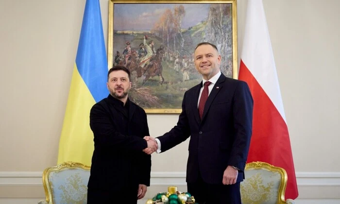 Зеленський обговорює угоду з Польщею