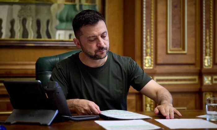 Президент нагородив трьох воїнів званням Герой України