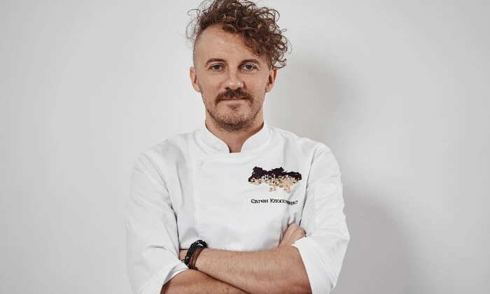 Клопотенко з дівчиною у відкритті