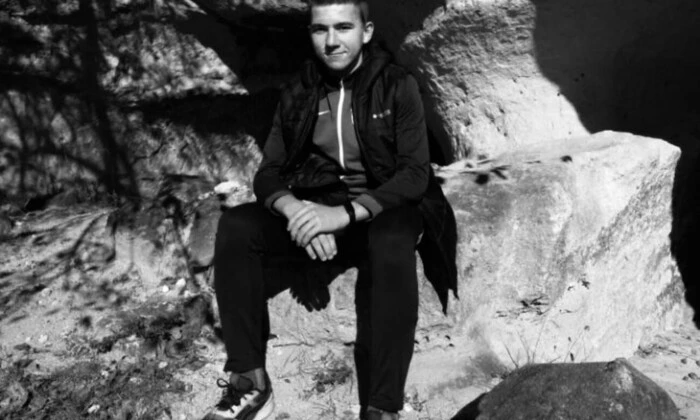 Футболист во время игры