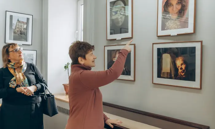 Фотовыставка с авторами с особыми потребностями