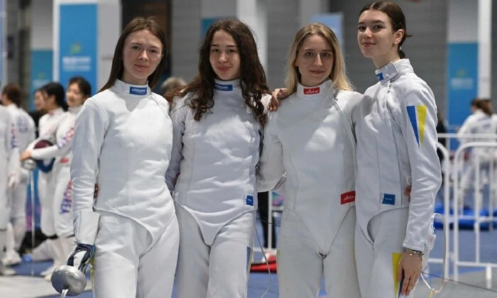 Українські шпажистки-юніорки отримали золото