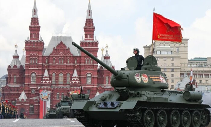 Путін заборонив нести яйця на парад