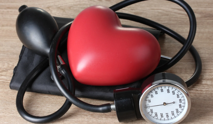 Food preservatives and hypertension risk
