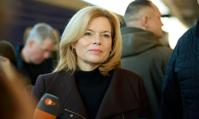 Julia Kloechner in front of Kyiv