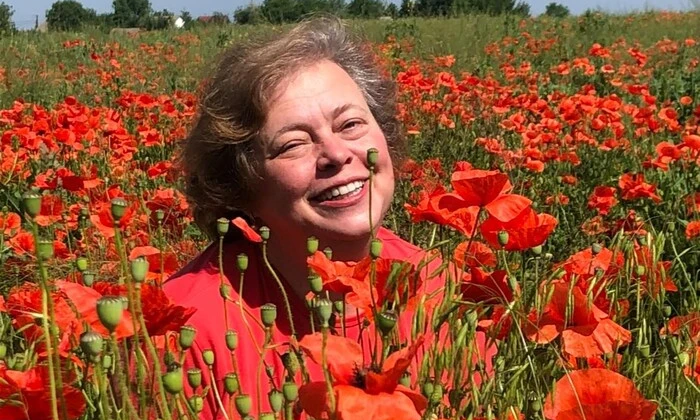 Hrytsenko congratulates his wife on her birthday