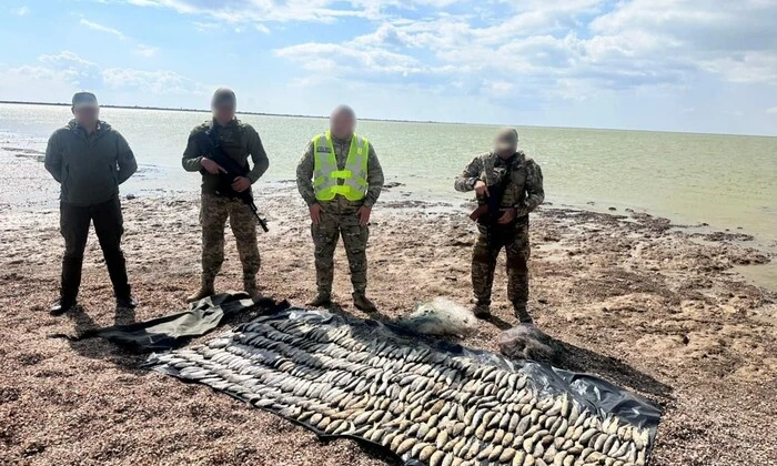 Браконьєр з рибою на 8 млн грн