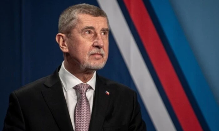 Бабіш оголошує про зміну курсу