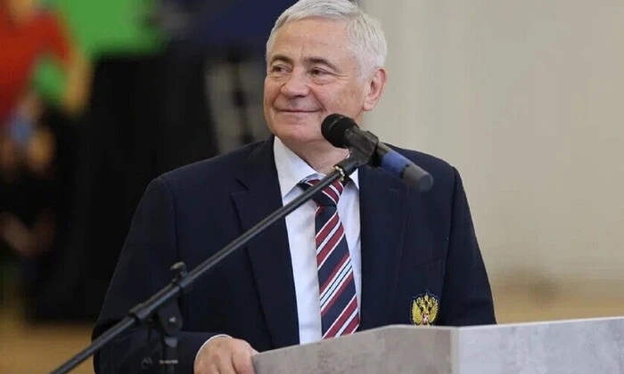 Паралимпийцы участвуют в футболе в Милане