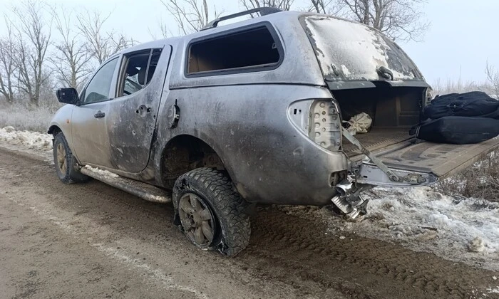 Російський дрон атакує поліцейський автомобіль