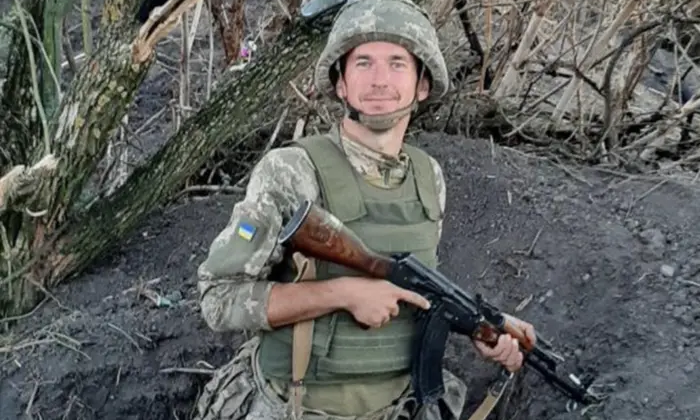 Летал гипнозом над журналистами