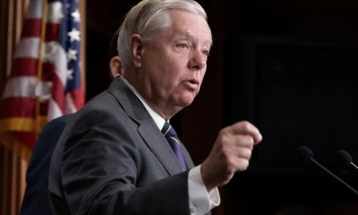 Вибухи в України та додаткові санкції проти РФ