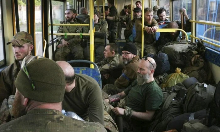 Азовець пояснив проблему великого обміну