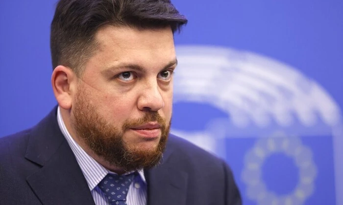 Литва рассматривает вопрос о Волкове