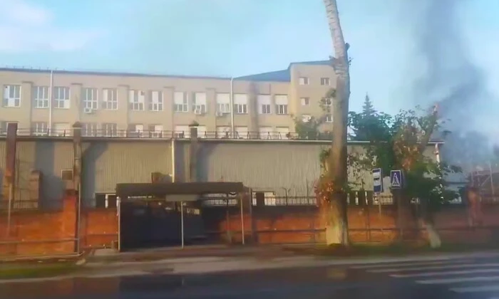 Вогонь на заводі 