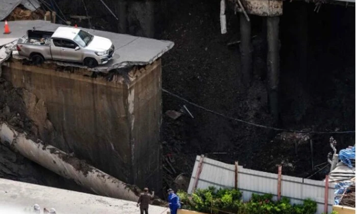 Під Бангкоком провалилася вулиця