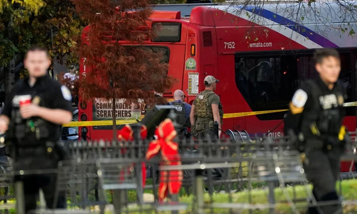 Агент ФБР задерживает мужчину после стрельбы