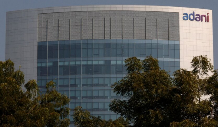 Акції Adani падають через підозри в обхід санкцій проти Ірану