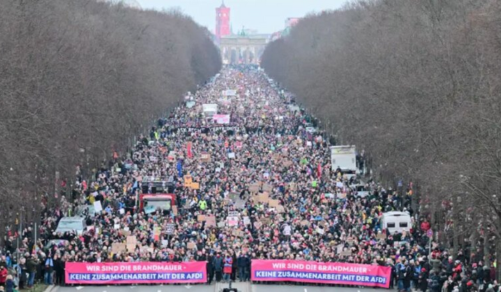 Протест проти АдН та курсу ХДС
