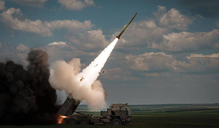 Графическое изображение военной помощи Великобритании для Украины